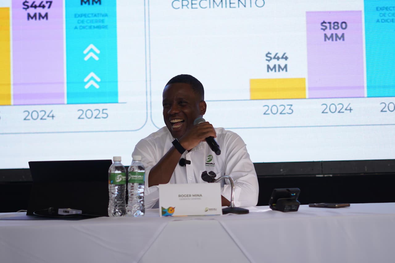 Roger Mina, gerente de Emcali presentó los planes de ejecución para el presente año.